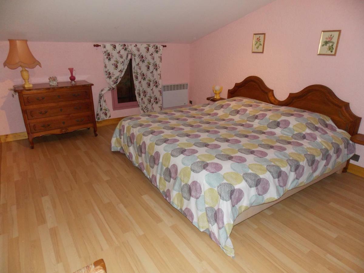 Gîte l'Antre Vous Saint-Philippe-dʼAiguille Extérieur photo